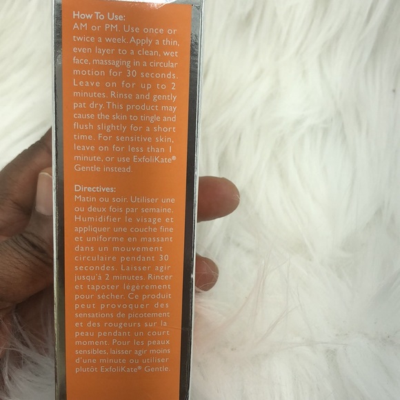 Kate Somerville EXFOLIKATE® INTENSIVE EXFOLIATING TREATMENT 60ml/2 FL oz. - Picture 5 of 8